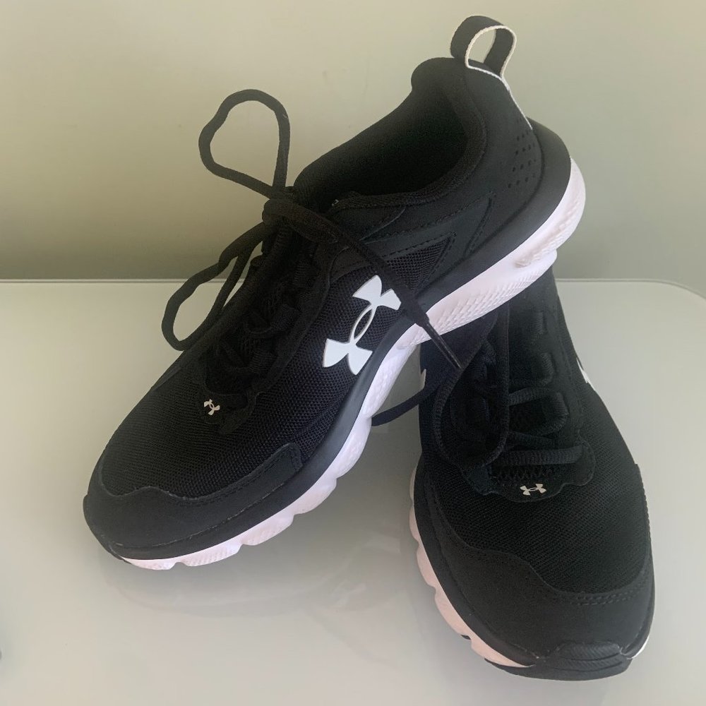 Under Armour Womens Charged Assert 7.5 Running Shoe